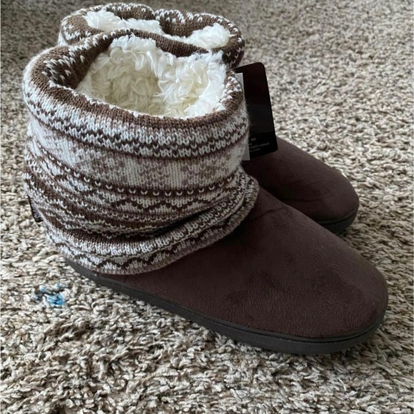 Bootie Slippers/Shoes Nukas - Picture 4 of 8